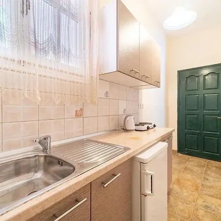 Arianna 15 * Paleokastrítsa